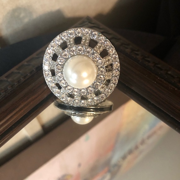 Cocktail Ring - Picture 1 of 6